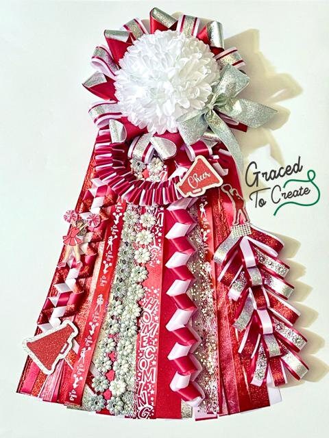 Deluxe Single Homecoming Mum